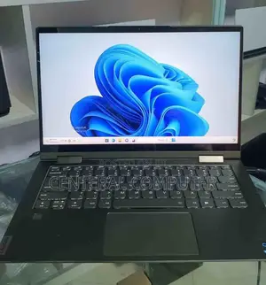 New Laptop Lenovo Yoga 730 16GB Intel Core I5 SSD 512GB