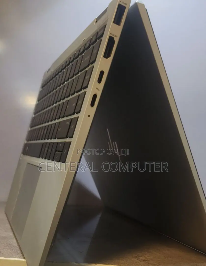 New Laptop HP EliteBook X GB Intel Core I7 SSD 1T