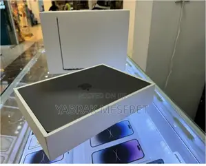 Photo - New Laptop Apple MacBook Air 2020 8GB Intel Core I5 SSD 256GB