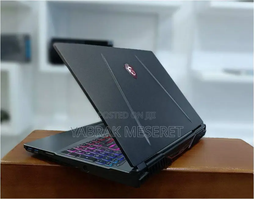 New Laptop MSI Katana GF66 16GB Intel Core I7 SSHD+SSD 1T