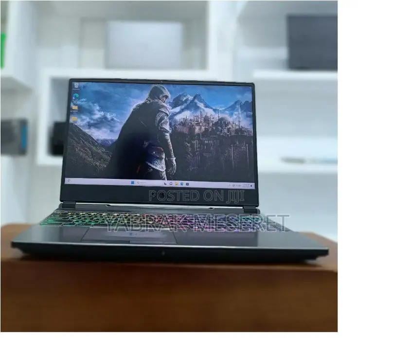 New Laptop MSI Katana GF66 16GB Intel Core I7 SSHD+SSD 1T