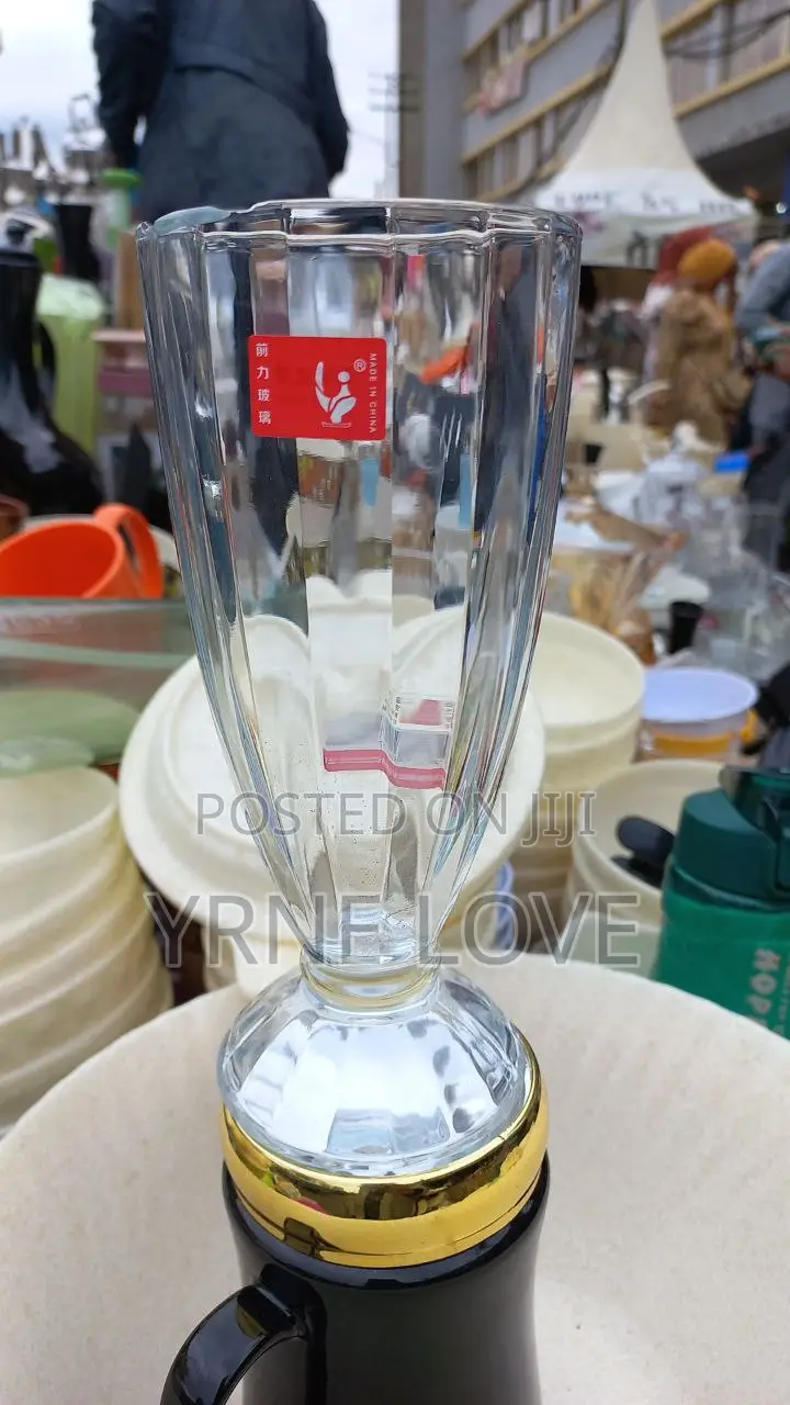 የተለያዩ የቤት እቃዎችን እና የተማሪዎች ምሳ እቃና ኮዳበመርካቶ ዋጋ