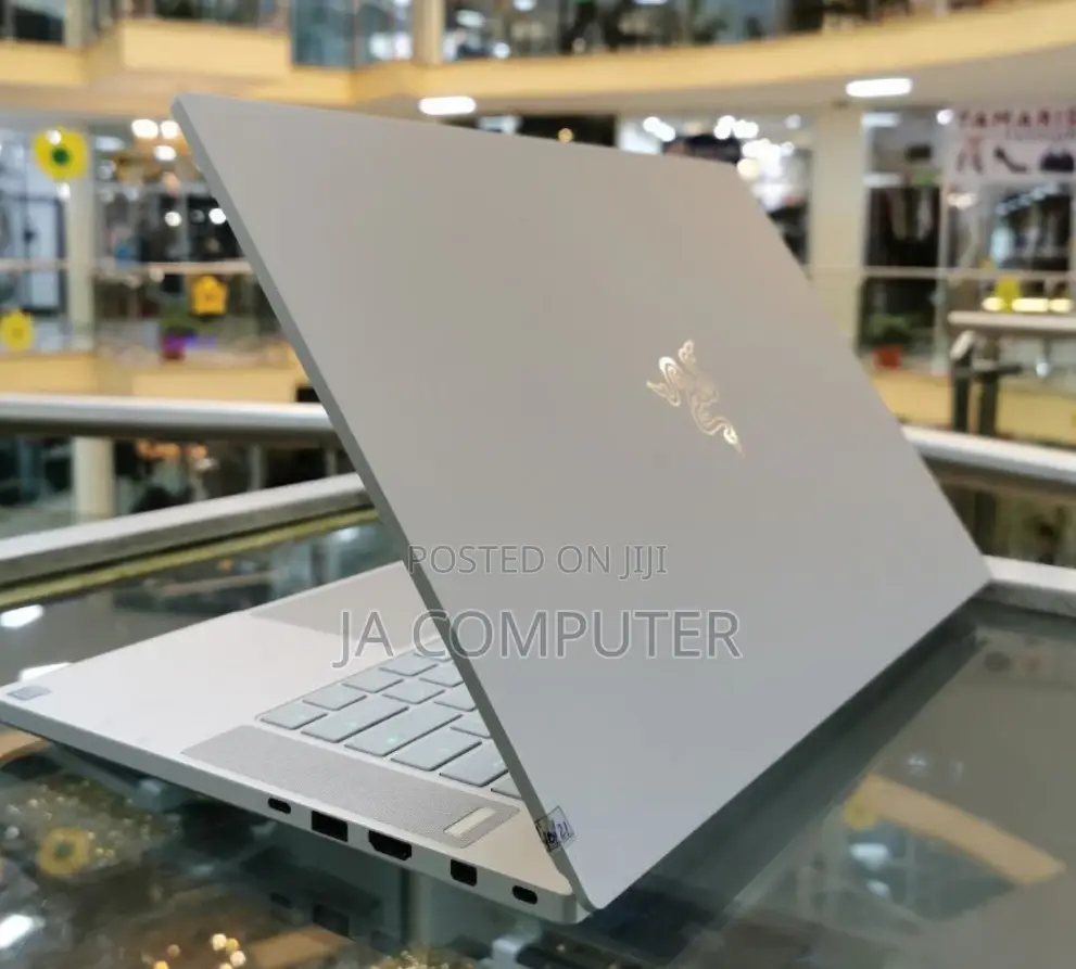 New Laptop Razer Blade 16GB Intel Core I7 SSD 512GB