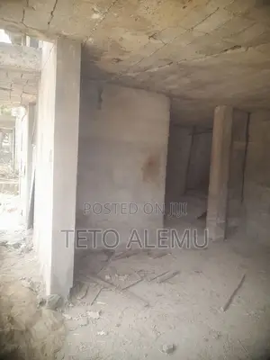 የሚሸጥ ፌኒሽግ ጎሮ ፌጋ ኮምፓውድ