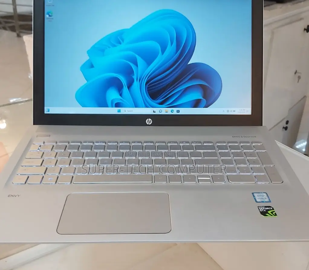 New Laptop HP Envy 13 16GB Intel Core I5 HDD+SSD 1T