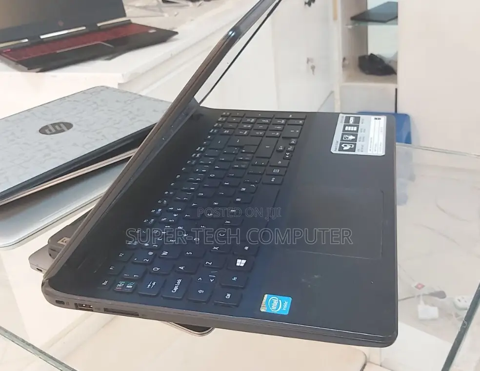 New Laptop Acer Aspire E1-410g 8GB Intel Celeron HDD 1T