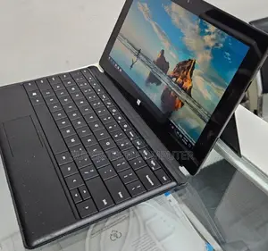New Laptop Microsoft Surface 2GB Intel Core 2 Quad SSD 32GB