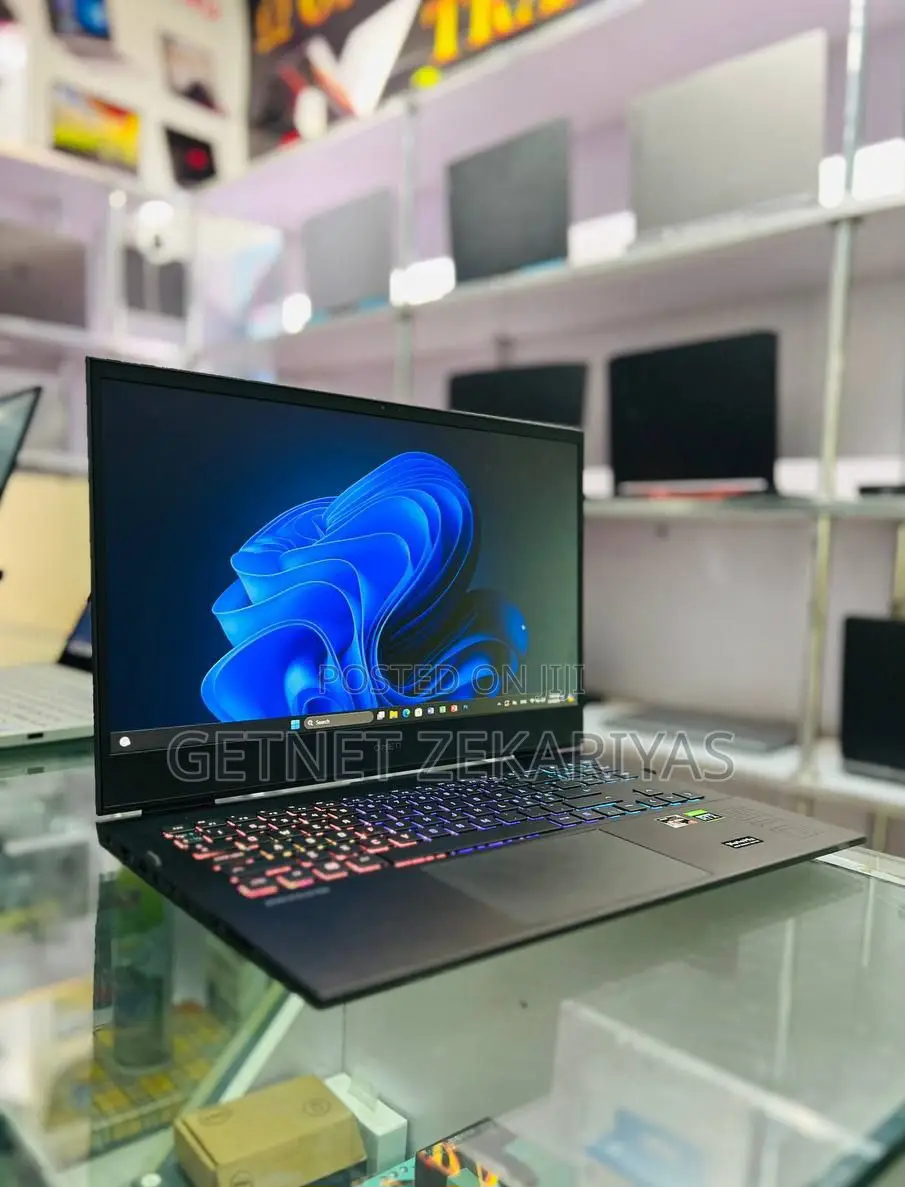 New Laptop HP Omen 16 16GB AMD Ryzen 7 SSD 512GB