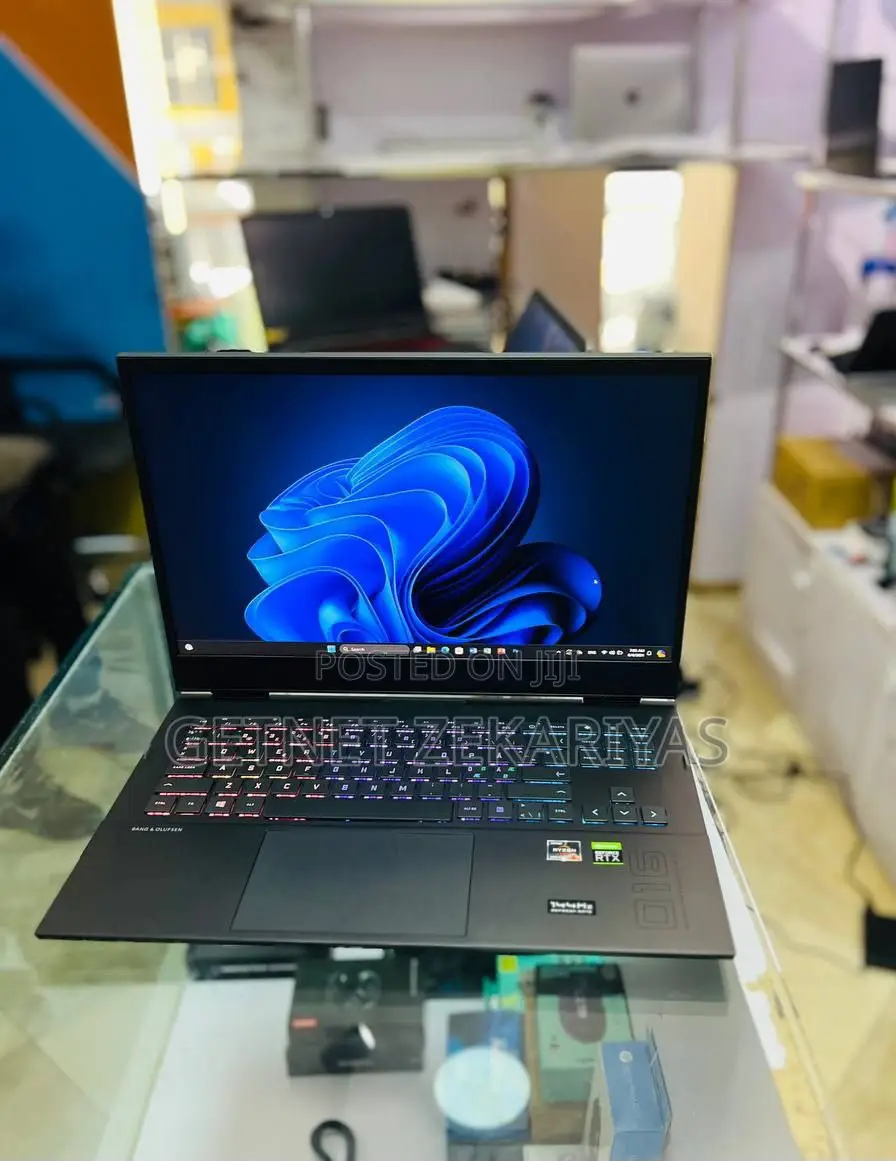 New Laptop HP Omen 16 16GB AMD Ryzen 7 SSD 512GB