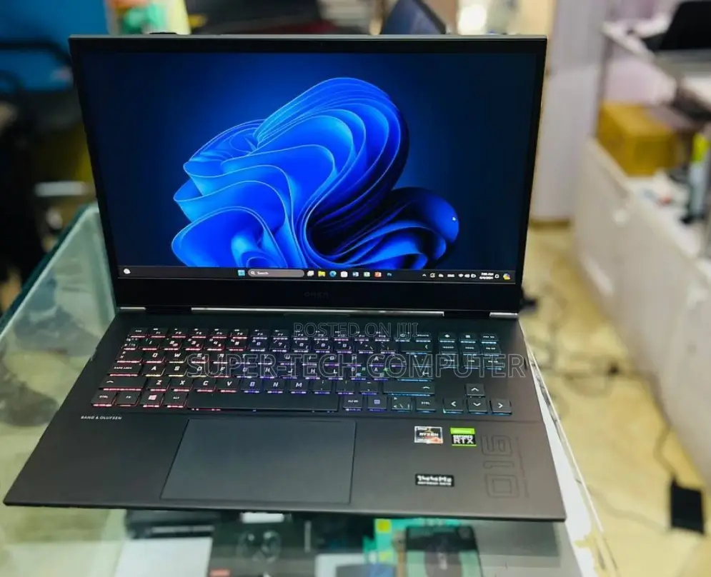 New Laptop HP Omen 16 16GB AMD Ryzen 7 SSD 512GB