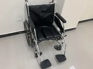 Wheelchair%^Toilet Wheelchair>€Wheelchair€Commode Used~~<~%