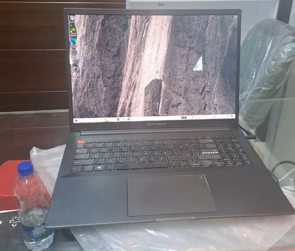 New Laptop Asus VivoBook Pro 17 N705UD 16GB AMD Ryzen 9 SSD 1T