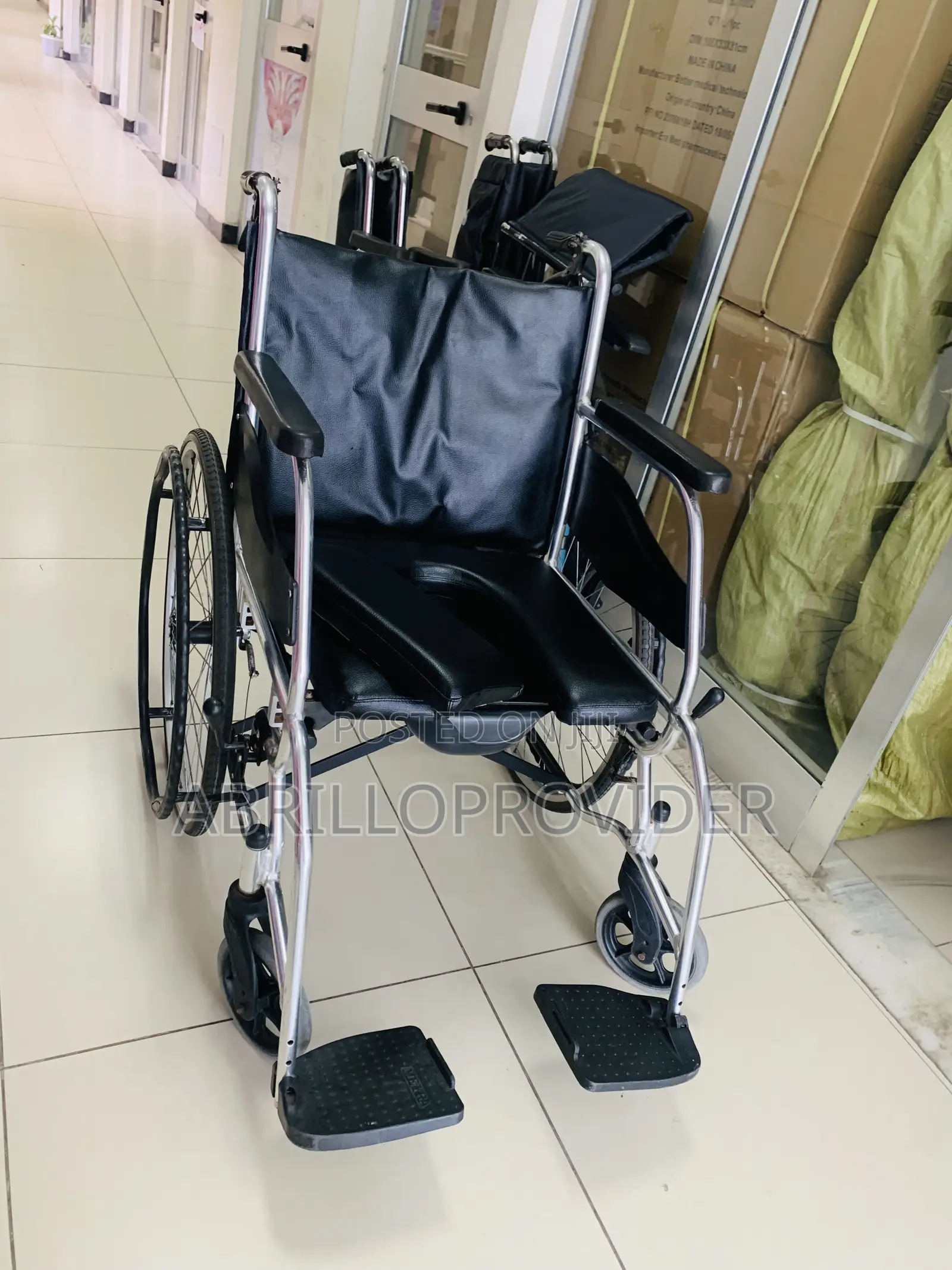 Wheelchair€%Wheelchair>%Toilet%Wheelchair^Wheelchair*%Used%