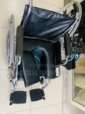 Wheelchair%Toilet%Second;:Wheelchair>%Wheelchair>%Wheelchair