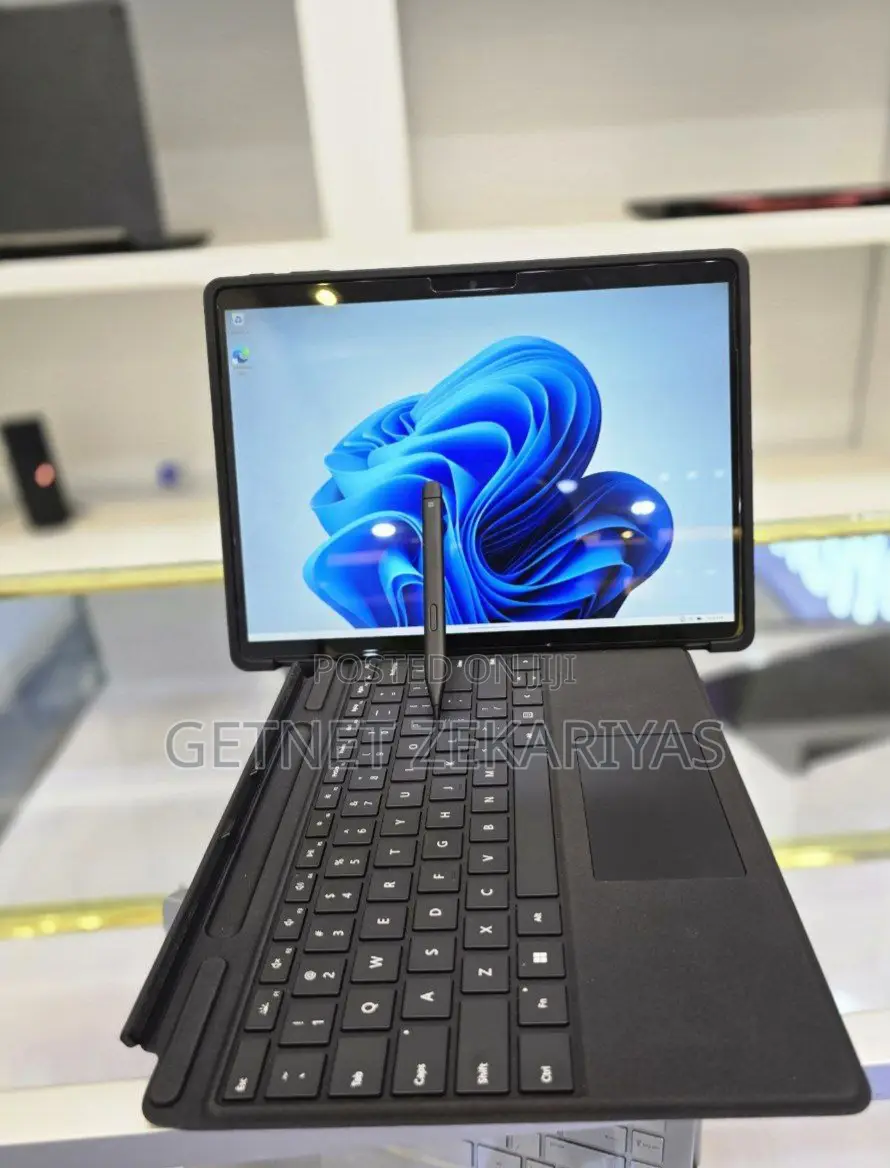 New Laptop Microsoft Surface Pro 9 16GB Intel Core I7 SSD 512GB