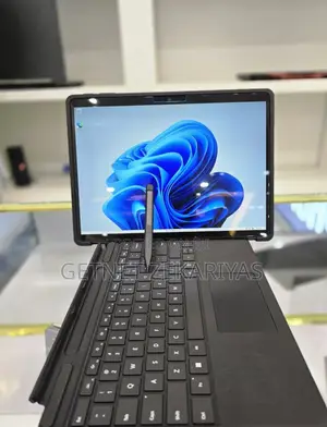 New Laptop Microsoft Surface Pro 9 16GB Intel Core I7 SSD 512GB