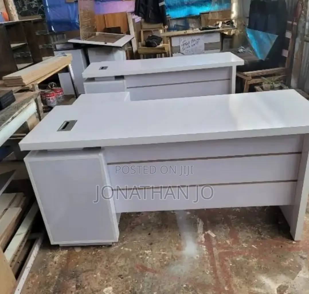 L-Shape Office Table