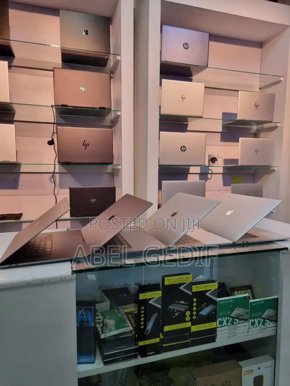 New Laptop Apple MacBook Pro 2019 16GB Intel Core I7 SSD 512GB