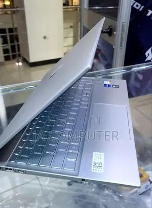 New Laptop HP Pavilion 15 16GB Intel Core I5 HDD+SSD 1T