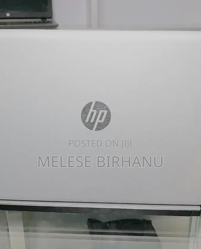 New Laptop HP Envy 15 8GB Intel Core I7 HDD 1T