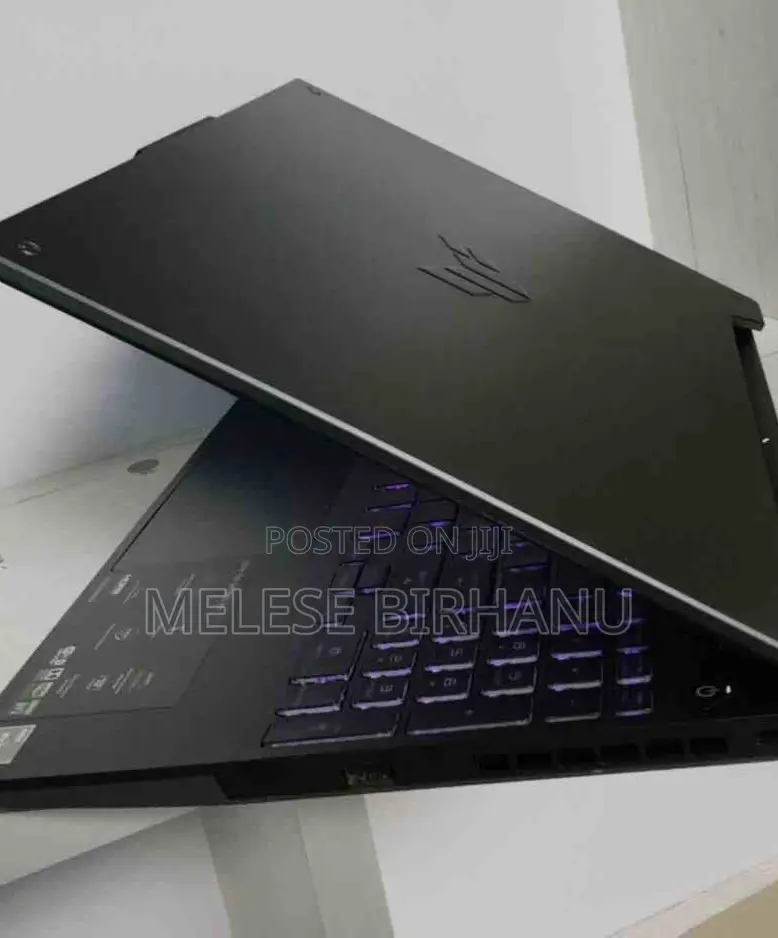 New Laptop Asus 16GB AMD Ryzen 7 SSD 512GB