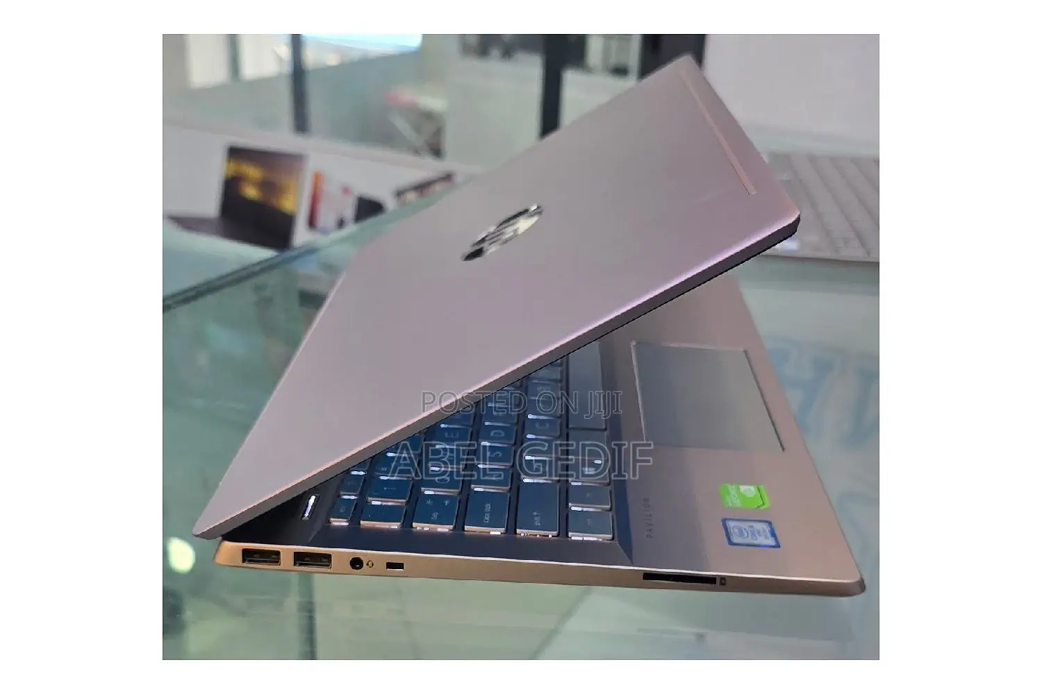 New Laptop HP Pavilion 10 8GB Intel Core I7 HDD+SSD 500GB