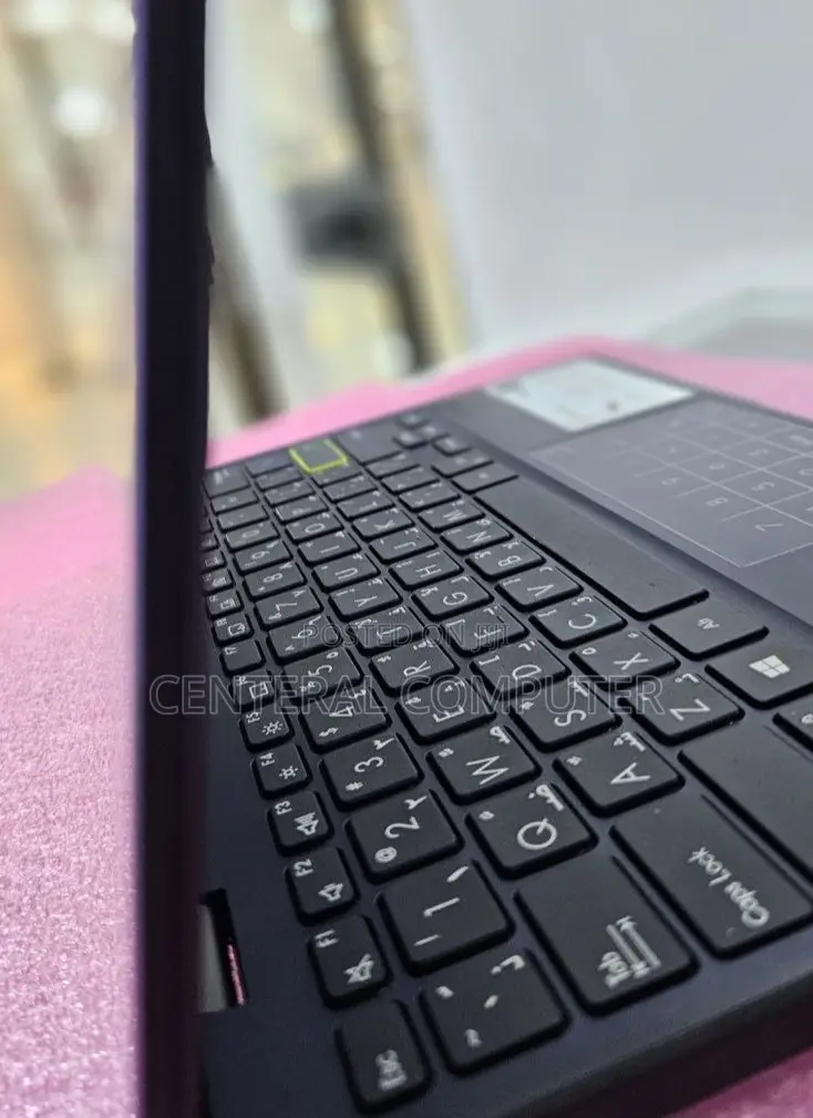 New Laptop Asus VivoBook E12 E203NAH 4GB Intel Celeron SSD 256GB