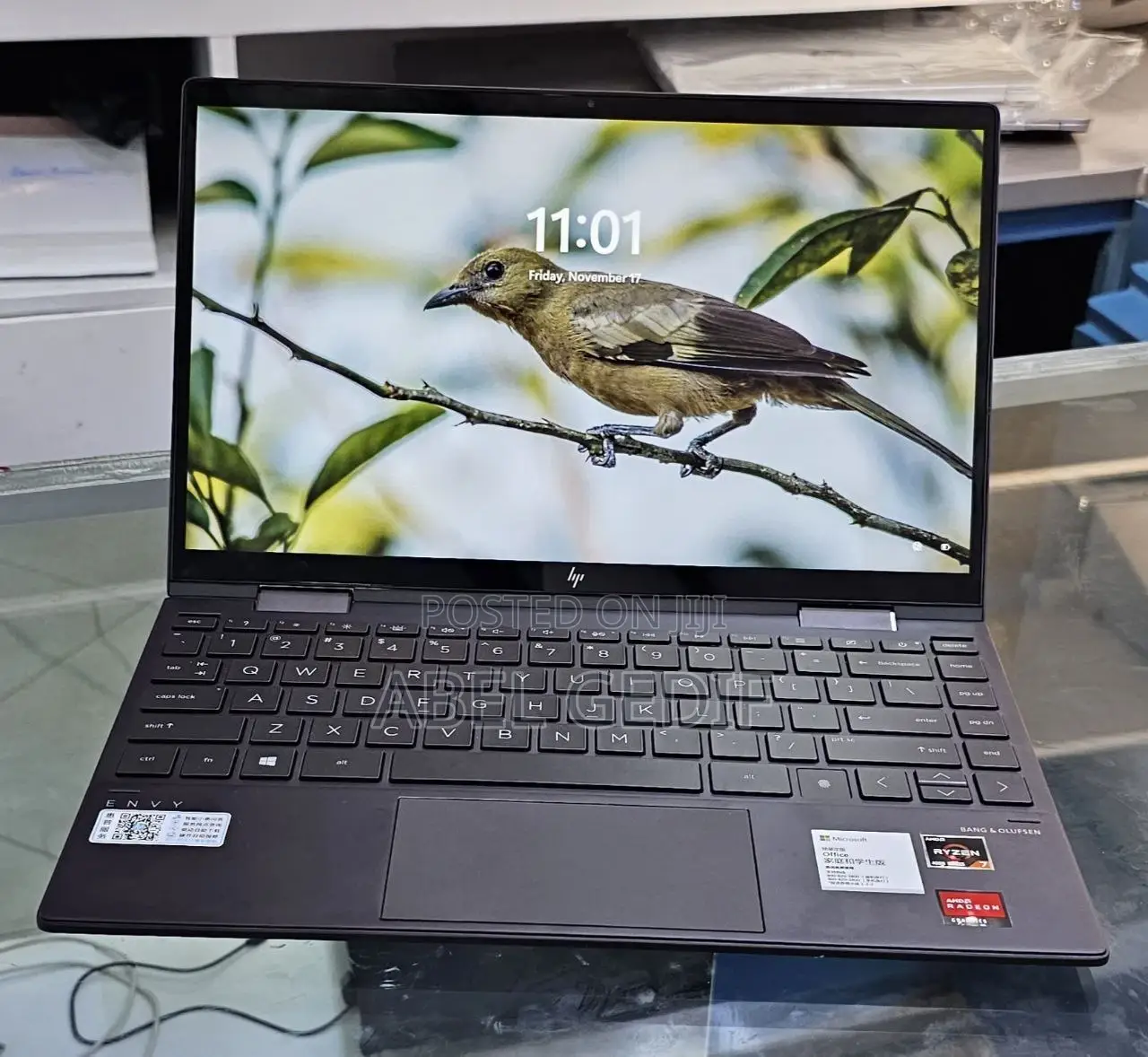 New Laptop HP Envy X360 8GB AMD Ryzen 7 SSD 512GB