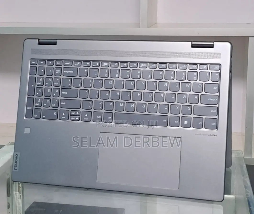 New Laptop Lenovo Yoga 950i 16GB Intel Core I5 SSD 512GB