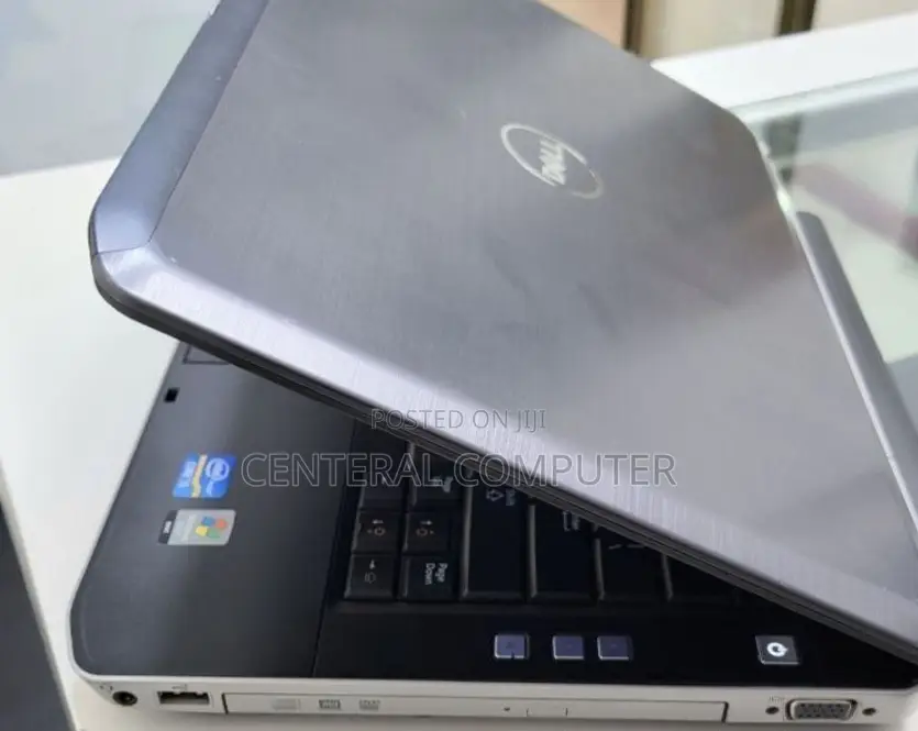 New Laptop Dell Latitude 11 3189 4GB Intel Core I7 HDD 500GB