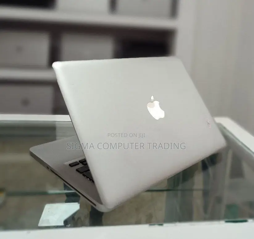 Laptop Apple MacBook 2012 8GB Intel Core I5 HDD 500GB