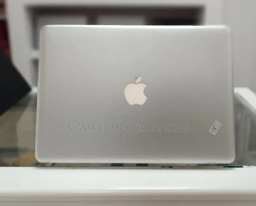 Laptop Apple MacBook 2012 8GB Intel Core I5 HDD 500GB