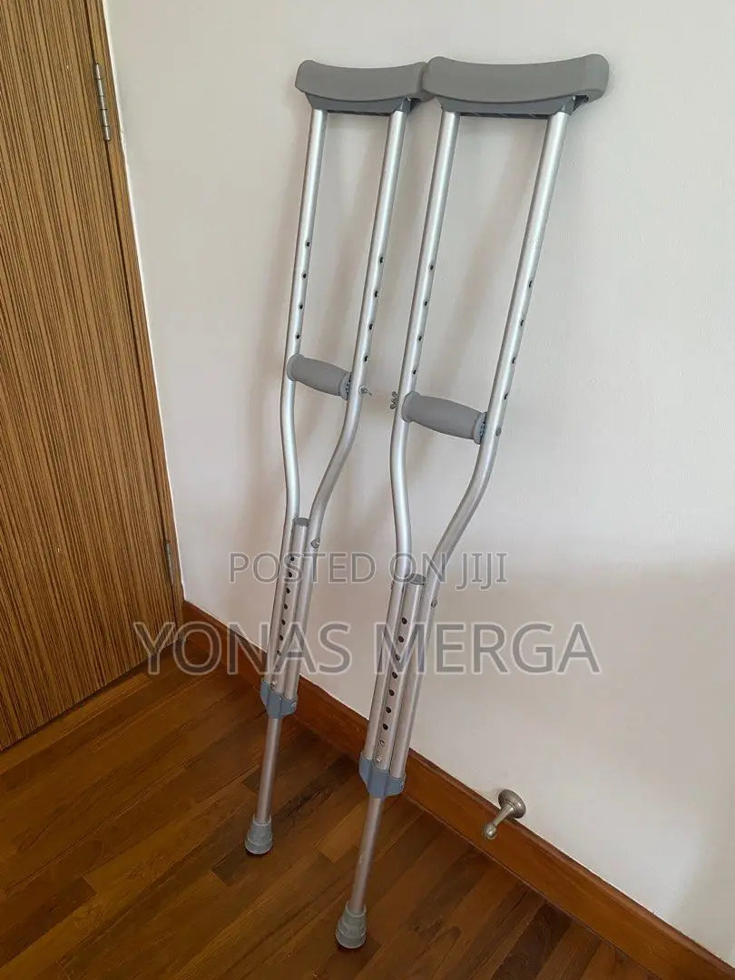 Crutches Adjustable上foldable Walking Stick走elbow Crutches/