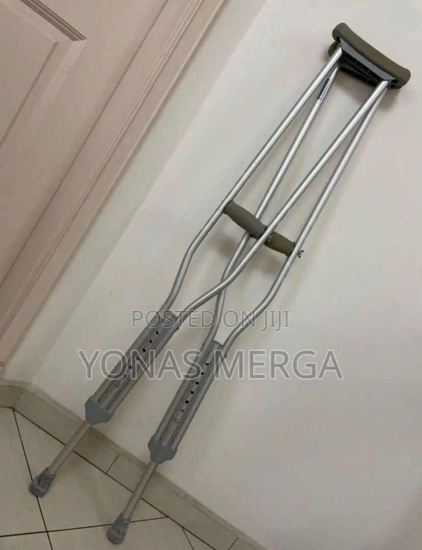 Crutches Adult品crutches Rubber並crutches With Free Delivery/