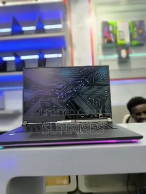 New Laptop Asus ROG Strix G15 32GB AMD Ryzen 9 SSD 1T