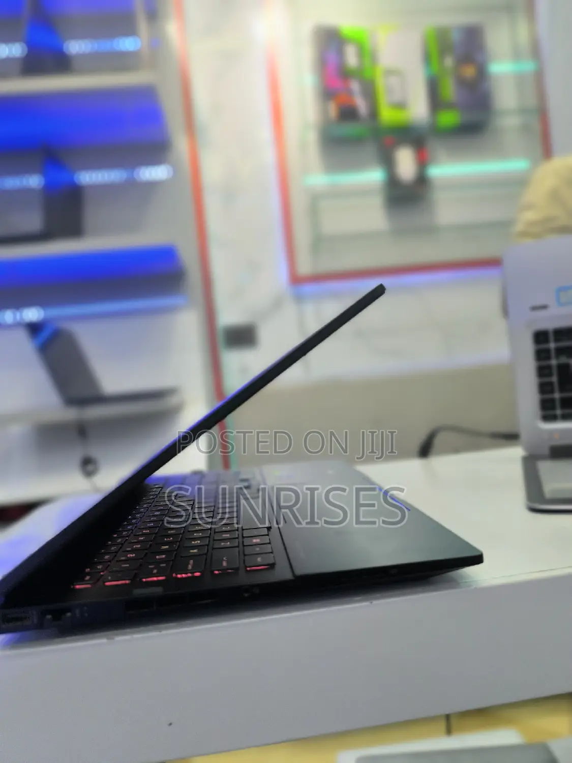 New Laptop Asus ROG Strix G15 32GB AMD Ryzen 9 SSD 1T