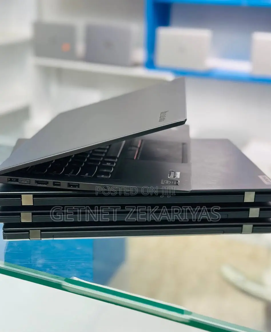 New Laptop Lenovo ThinkPad X1 Carbon 8GB Intel Core I7 SSD 256GB