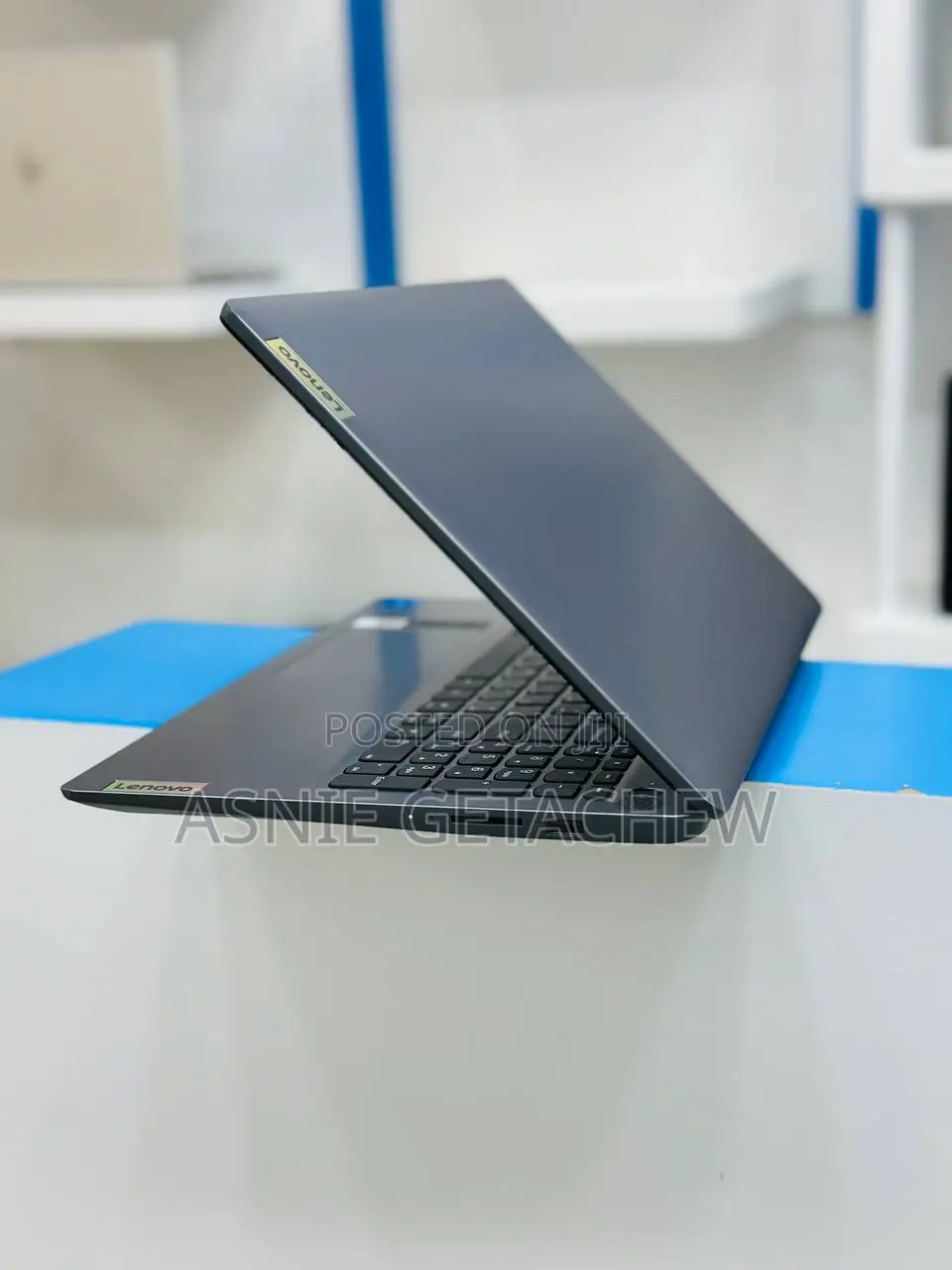 New Laptop Lenovo Ideapad 3 4GB Intel Core I3 SSD 256GB