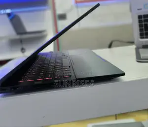 New Laptop HP Omen 15 16GB Intel Core I9 SSD 512GB