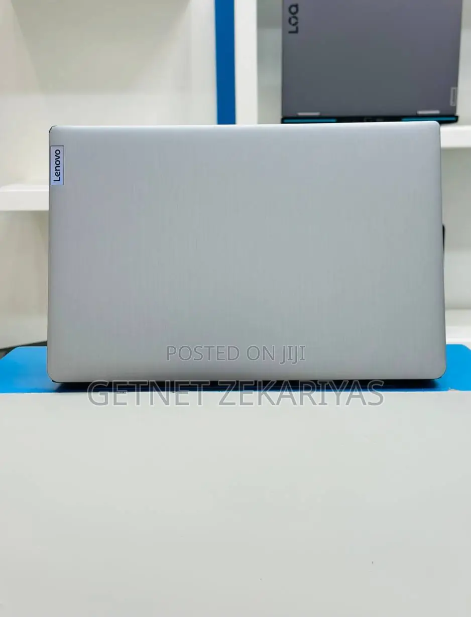 New Laptop Lenovo Ideapad 3 4GB Intel Core I3 SSD 256GB