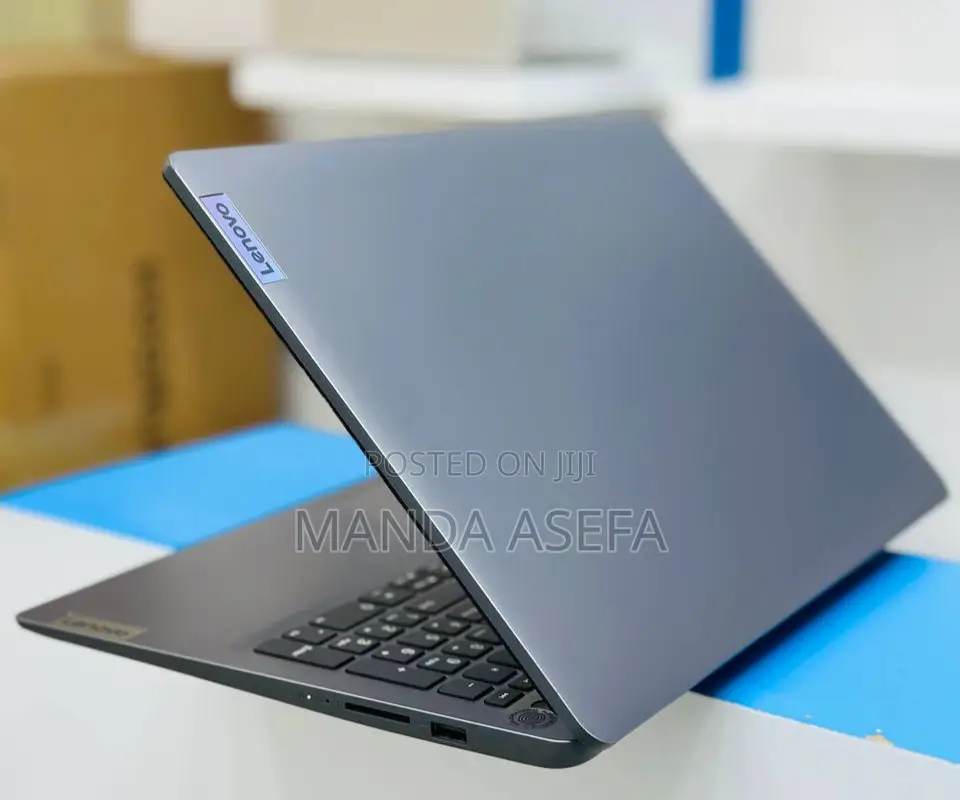 New Laptop Lenovo IdeaPad 1 4GB Intel Core I3 SSD 256GB