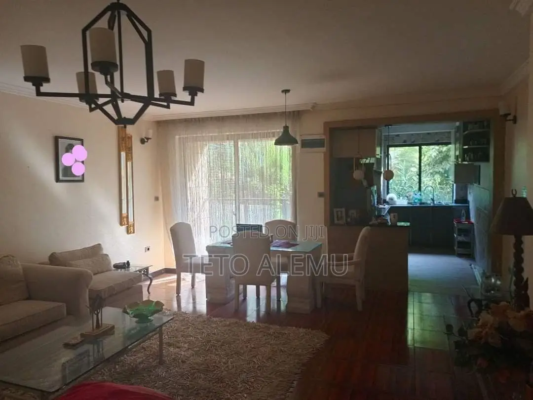 2bdrm Apartment in የሚሸጥ አፓርትመንት Cmc ፀሀይ, Bole for sale