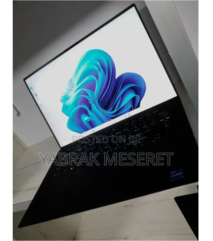 New Laptop Dell XPS 15 16GB Intel Core I7 SSD 512GB