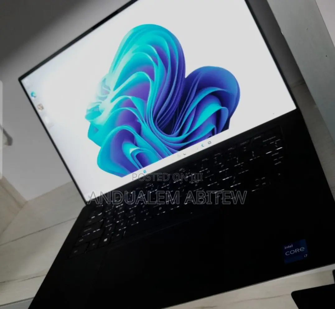 New Laptop Dell XPS 15 16GB Intel Core I7 SSD 1T
