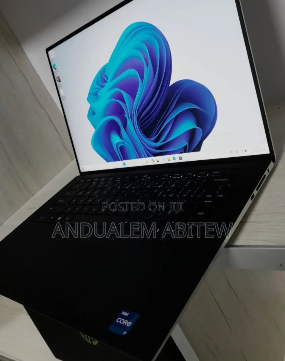 New Laptop Dell XPS 15 16GB Intel Core I7 SSD 1T
