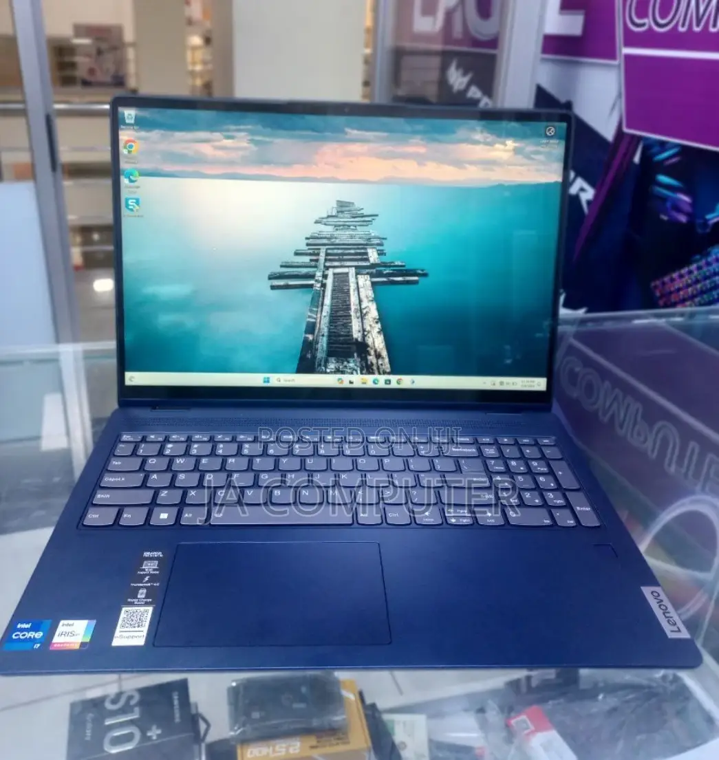 New Laptop Lenovo Ideapad 3 16GB Intel Core I7 SSD 512GB