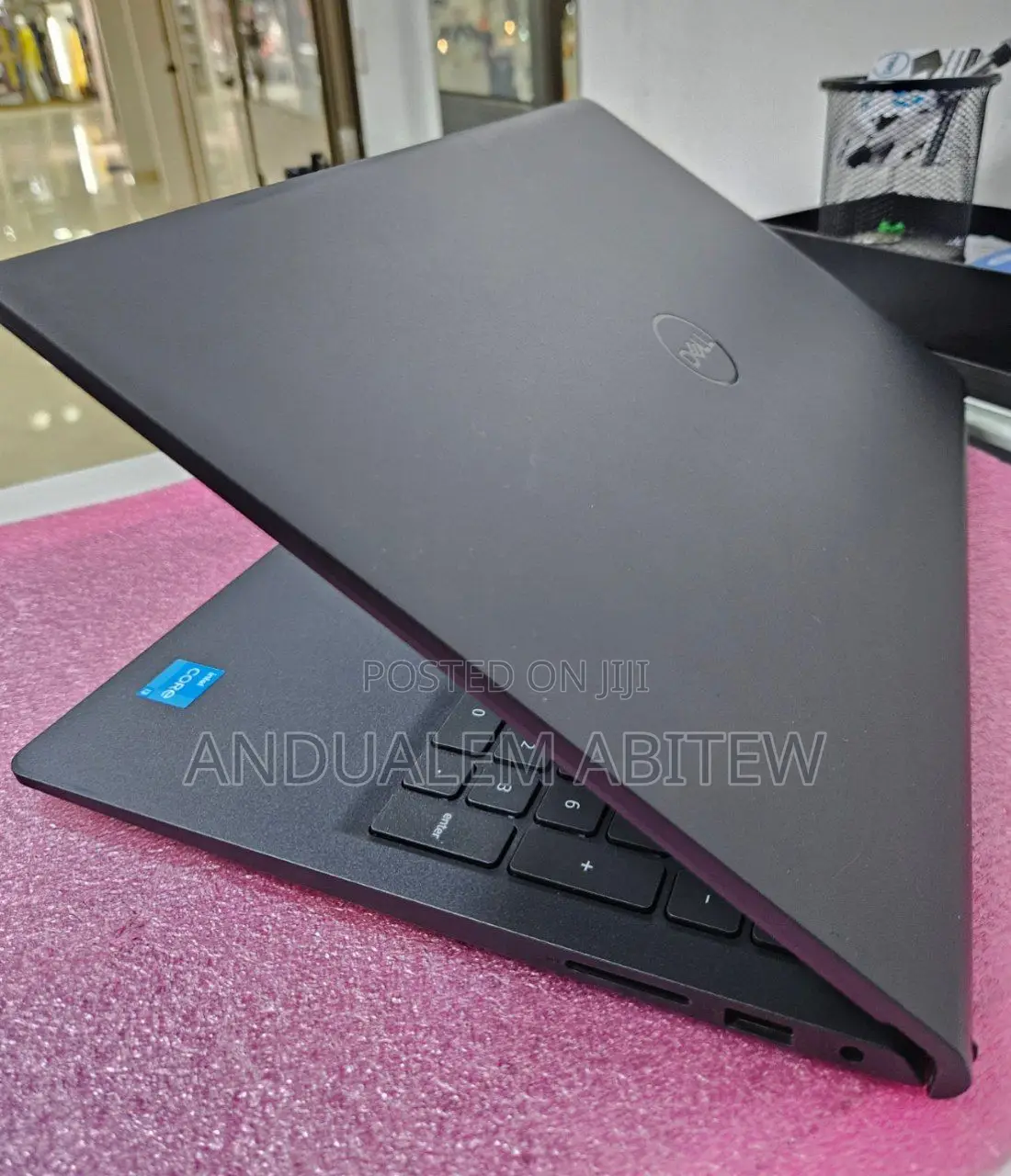 New Laptop Dell Inspiron 15 8GB Intel Core I3 SSD 256GB