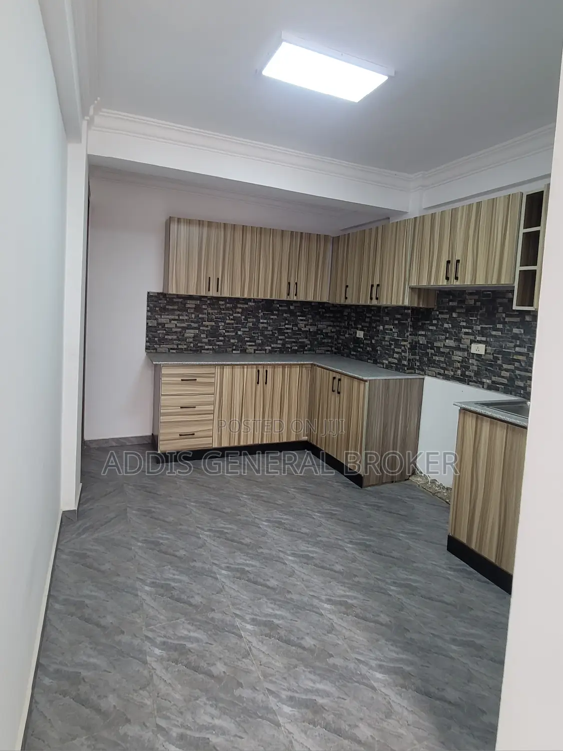 6bdrm Villa in ቦሌ ቡልቡላ, Bole for sale