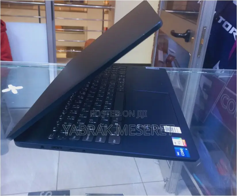 New Laptop Lenovo Flex 5 16GB Intel Core I7 SSD 512GB