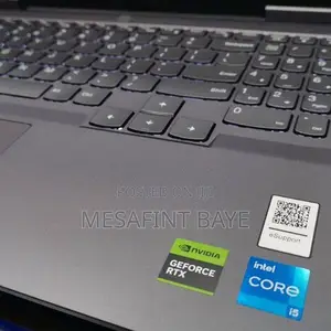 New Laptop Lenovo LOQ 15IRH8 8GB Intel Core I5 SSD 1T